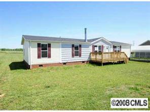 2385 Arrowwood Dr., Hickory, NC 28601