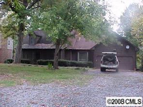4216 Tilley Morris Rd., Matthews, NC 28105
