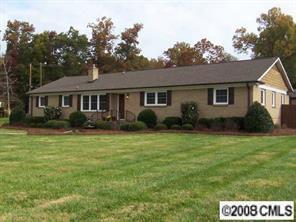 114 Carderock Ct., Charlotte, NC 28214