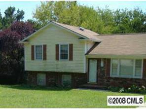 2322 Margaret Wallace Rd., Matthews, NC 28105