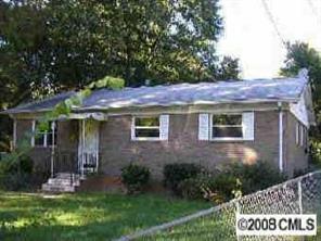 808 Lewiston Ave., Charlotte, NC 28208