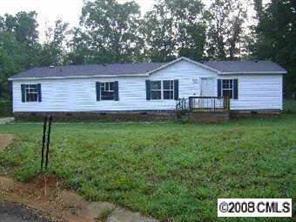 1026 Wesbrook Ct., Bessemer City, NC 28016
