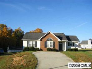 4309 Biesterfield Dr., Charlotte, NC 28216