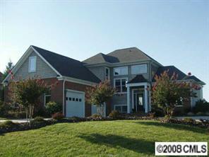 6976 Golden Bay Ct., Sherrills Ford, NC 28673