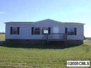 2325 Arrowwood Dr., Hickory, NC 28601