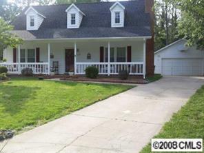 6735 Raeburn Ln., Charlotte, NC 28227