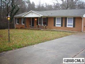 226 Johnston Dr., Belmont, NC 28012