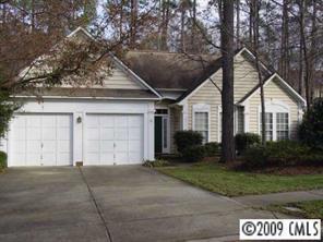 6012 Pecan Cove Ln., Charlotte, NC 28269