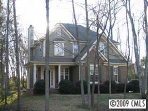 2811 Foxwood Rd., Charlotte, NC 28226