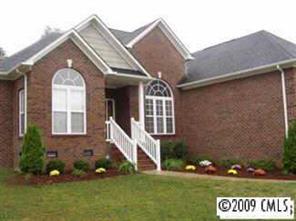 5705 N Oakmont Dr., Kannapolis, NC 28081