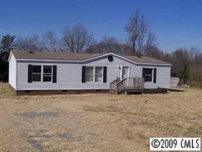 139 Gayle Dr., Troutman, NC 28166