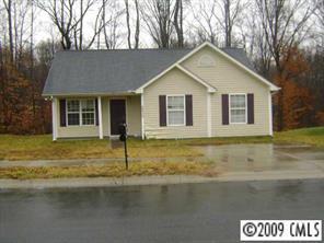 5530 Stone Bluff Ct., Charlotte, NC 28214