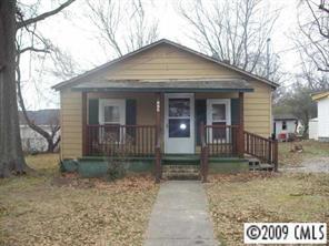 129 Hollybrook Ave., Lincolnton, NC 28092