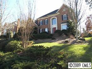 8745 Oakthorpe Dr., Charlotte, NC 28277
