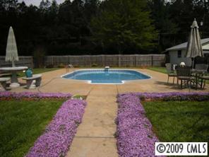6272 Crowders Cir., Vale, NC 28168