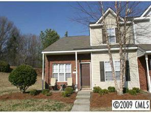 1744 Forest Side Ln. #-, Charlotte, NC 28213