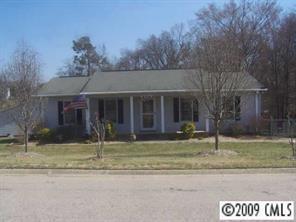 1705 Colony Dr., Kannapolis, NC 28081