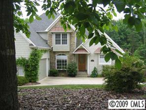 562 Oak Tree Rd., Mooresville, NC 28117