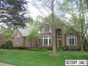 19630 River Falls Dr., Davidson, NC 28036