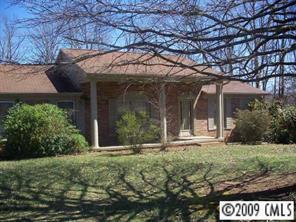 1303 Mirror Lake Rd., Lincolnton, NC 28092