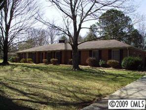 123 Gaymont Cir., Statesville, NC 28625