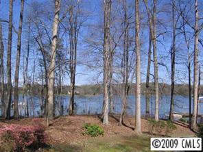4460 Derwood Dr., Sherrills Ford, NC 28673