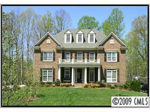 1025 Westbury Dr., Matthews, NC 28104