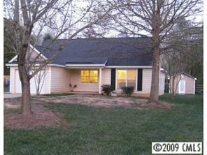 13937 Dannemara Dr., Pineville, NC 28134
