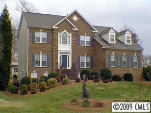 925 Muirfield Dr., Mooresville, NC 28115