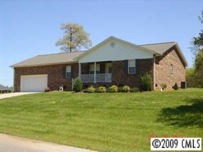 4493 River Run Cir., Hickory, NC 28602