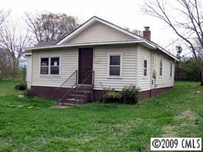 1106 E Lincoln St., Lincolnton, NC 28092