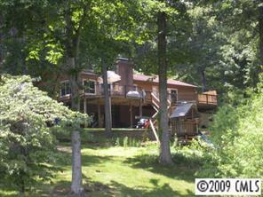 8022 Lakeview Dr., Denver, NC 28037