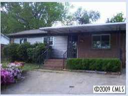 1020 Lewiston Ave., Charlotte, NC 28208
