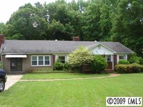 7935 Linda Lake Dr., Charlotte, NC 28215