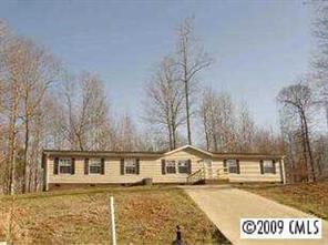 196 Oak Creek Rd., Statesville, NC 28625