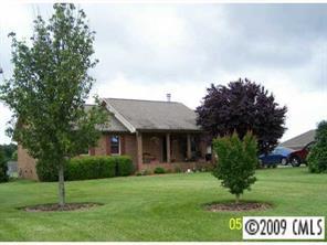 102 Doe Ridge Dr., Cleveland, NC 27013
