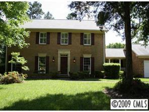 817 Charter Pl., Charlotte, NC 28211