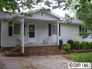 111 Greentree Dr., Mount Holly, NC 28120