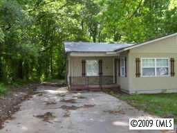 2705 Old Steele Creek Rd., Charlotte, NC 28208