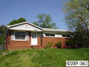 4608 Brooktree Dr., Charlotte, NC 28208