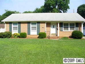 1816 Weststone Dr., Charlotte, NC 28208