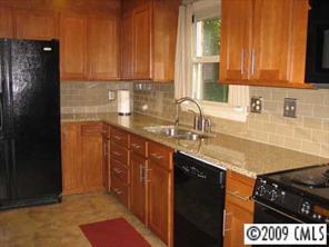 516 Reynolds Dr., Charlotte, NC 28209