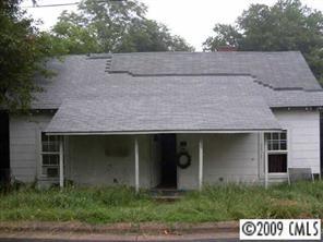 330 Nesbit Ave., Mooresville, NC 28115