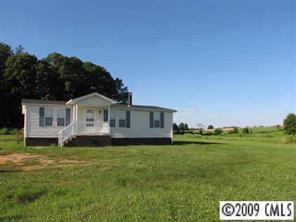 527 Mayberry Ln., Mooresville, NC 28115