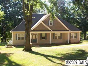 3951 Reid Cir., Sherrills Ford, NC 28673