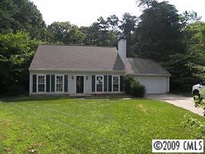 8119 Chestnut Ridge Dr., Charlotte, NC 28215