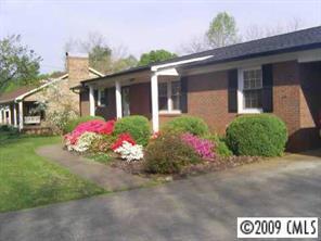 609 N Carolina Ave., Statesville, NC 28677