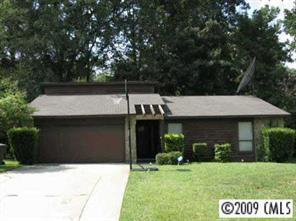 4821 Cricklewood Ln., Charlotte, NC 28212