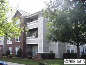 9749 Campus Walk Ln. #K410, Charlotte, NC 28262