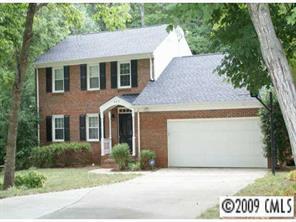 527 Walnut Point Dr., Matthews, NC 28105